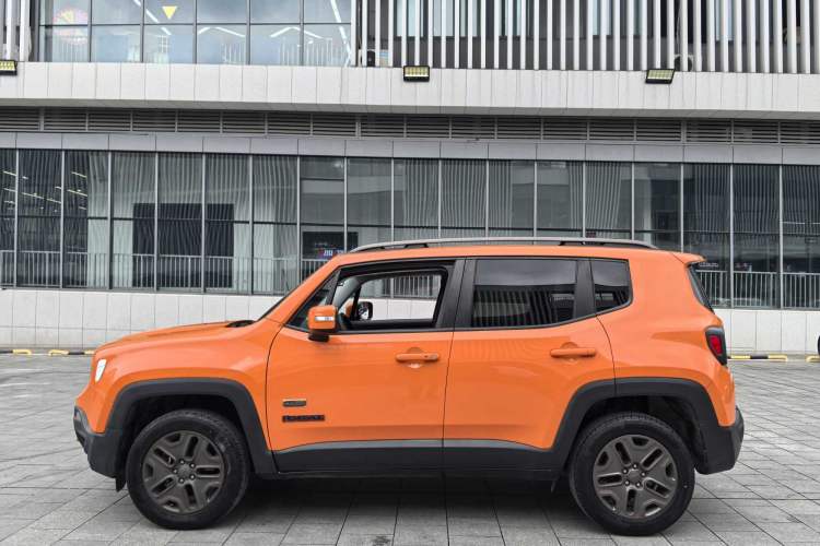 Used Jeep Renegade 2016 2.0L Automatic Four-Wheel Drive 75th Anniversary Tribute Edition Exterior 2