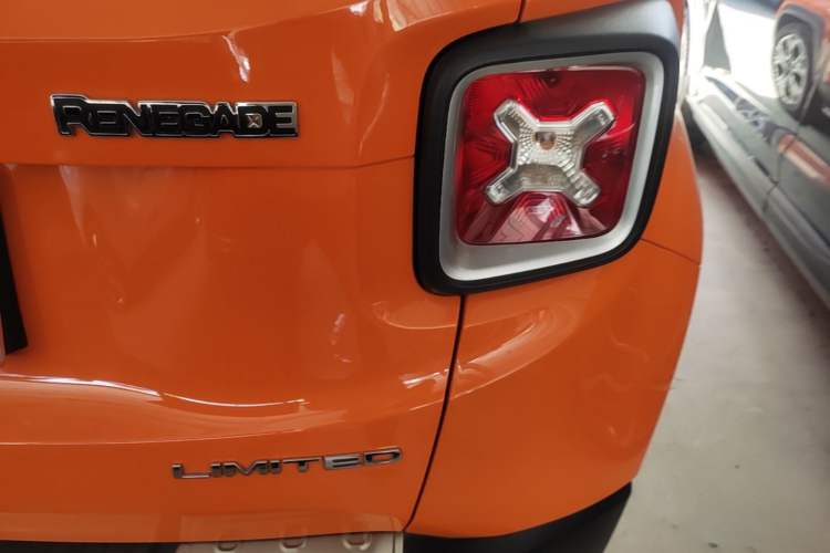 Used Jeep Renegade 2016 1.4T Automatic Smart Edition Exterior 3