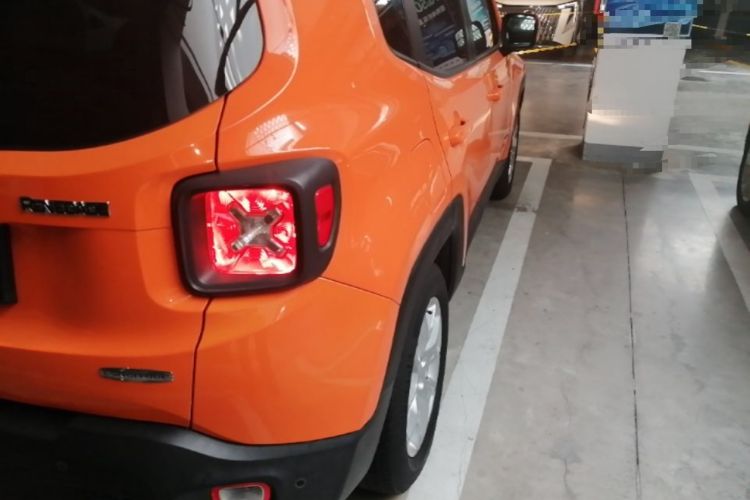 Used Jeep Renegade 2016 1.4T Automatic Jingneng Edition Exterior 3