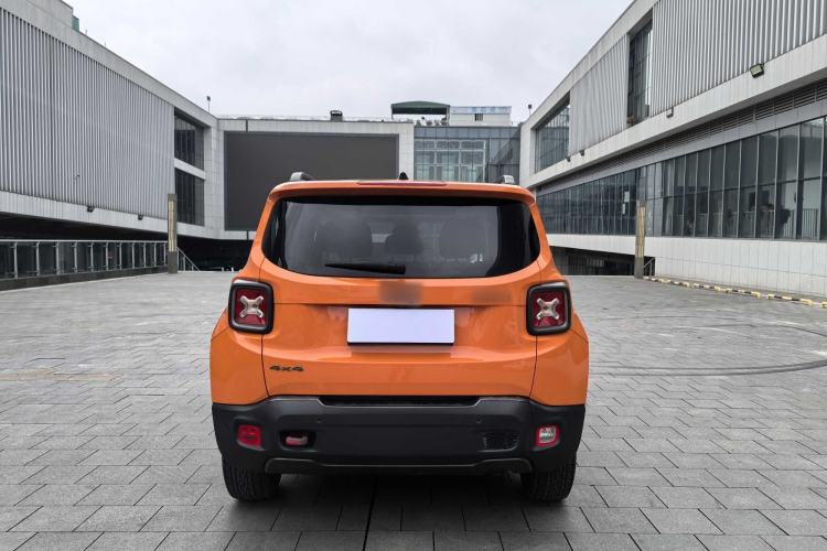 Used Jeep Renegade 2016 2.0L Automatic Four-Wheel Drive 75th Anniversary Tribute Edition Exterior 3