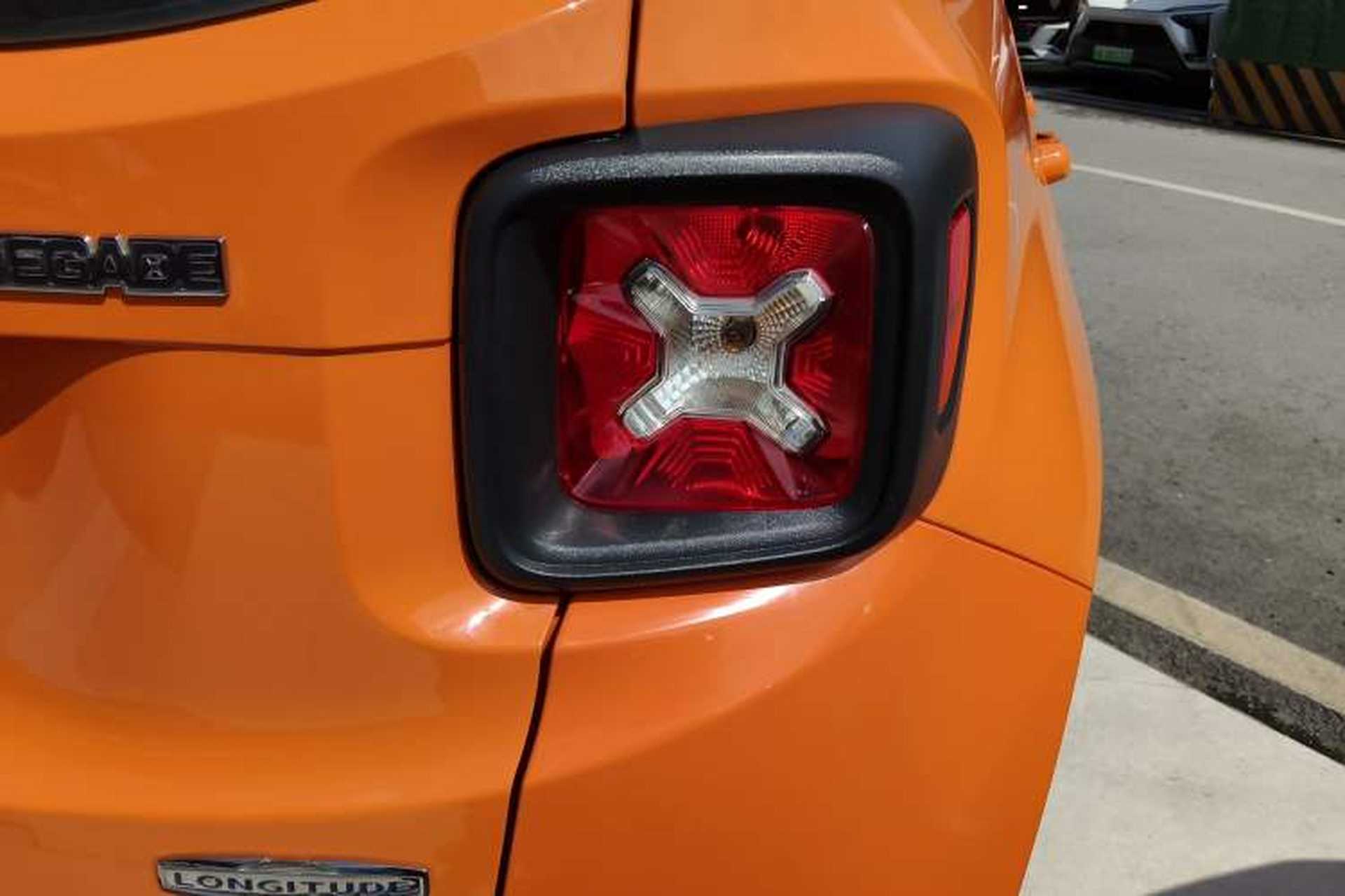 Used Jeep Renegade 2016 1.4T Automatic Jingneng Edition Exterior 3