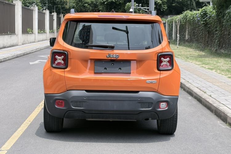 Used Jeep Renegade 2016 1.4T Automatic Jingneng Edition Exterior 4