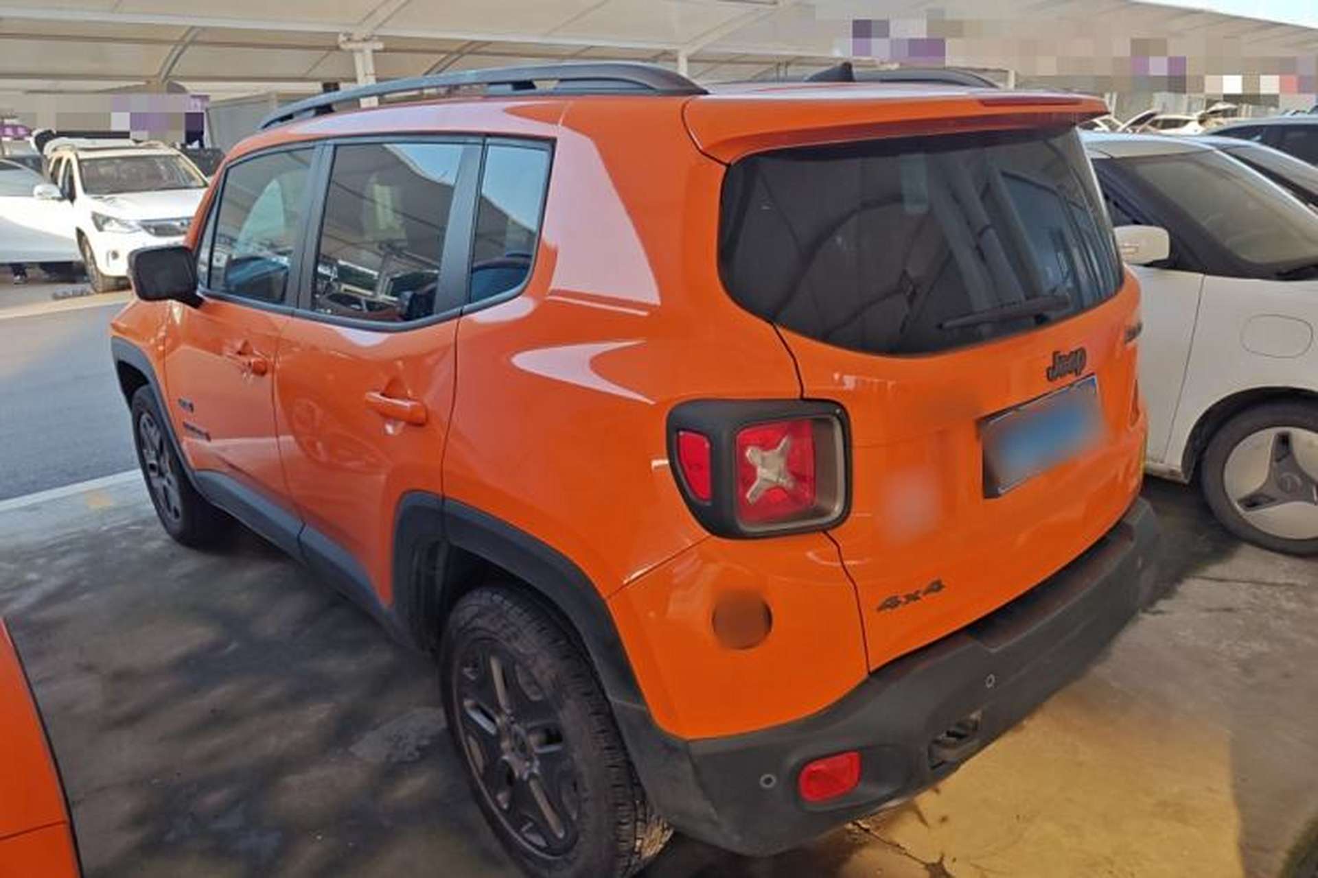 Used Jeep Renegade 2016 2.0L Automatic Four-Wheel Drive 75th Anniversary Tribute Edition Exterior 5