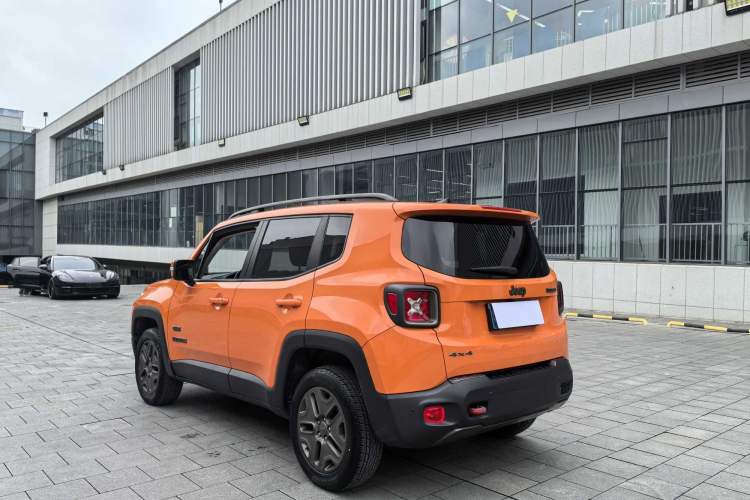 Used Jeep Renegade 2016 2.0L Automatic Four-Wheel Drive 75th Anniversary Tribute Edition Exterior 5