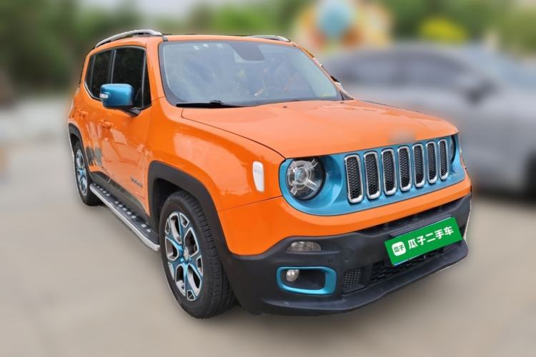 Used Jeep Renegade 2016 1.4T Automatic Smart Edition Front Right 45 Deg