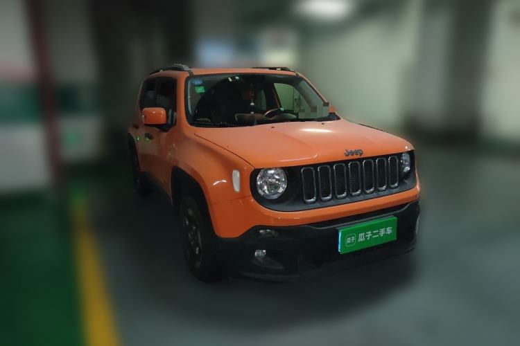 Used Jeep Renegade 2016 1.4T Automatic Kinetic Edition Front Right 45 Deg
