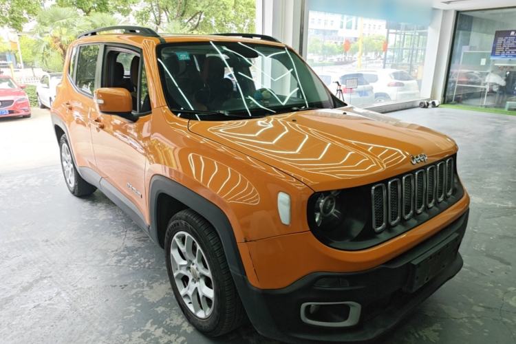 Used Jeep Renegade 2016 1.4T Automatic Jingneng Edition Front Right 45 Deg