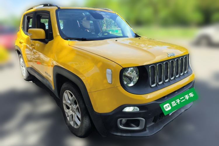 Used Jeep Renegade 2016 1.4T Automatic Jingneng Version+ Front Right 45 Deg
