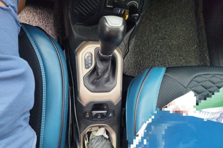 Used Jeep Renegade 2016 1.4T Automatic Jingneng Version+ Gear Lever