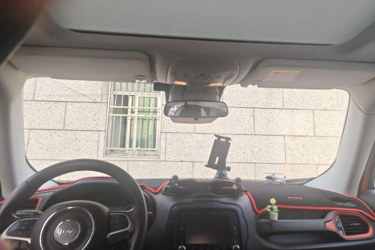 Used Jeep Renegade 2016 1.4T Automatic Jingneng Version+ Headliner