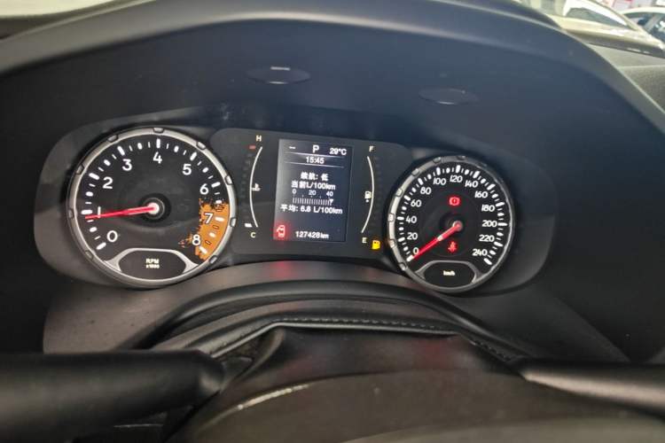 Used Jeep Renegade 2016 1.4T Automatic Jingneng Edition Instrument Cluster