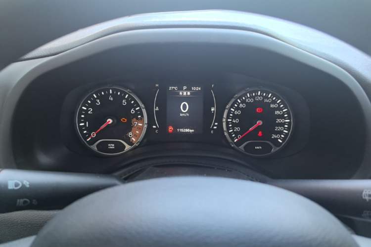 Used Jeep Renegade 2016 1.4T Automatic High-Energy Version Instrument Cluster