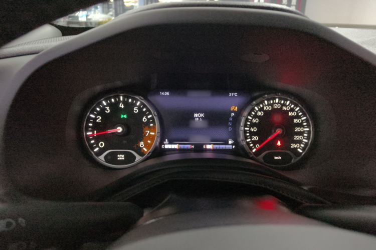 Used Jeep Renegade 2016 2.0L Automatic Four-Wheel Drive 75th Anniversary Tribute Edition Instrument Cluster