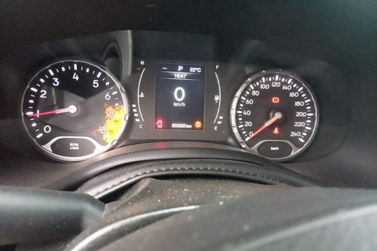 Used Jeep Renegade 2016 1.4T Automatic Jingneng Edition Instrument Cluster