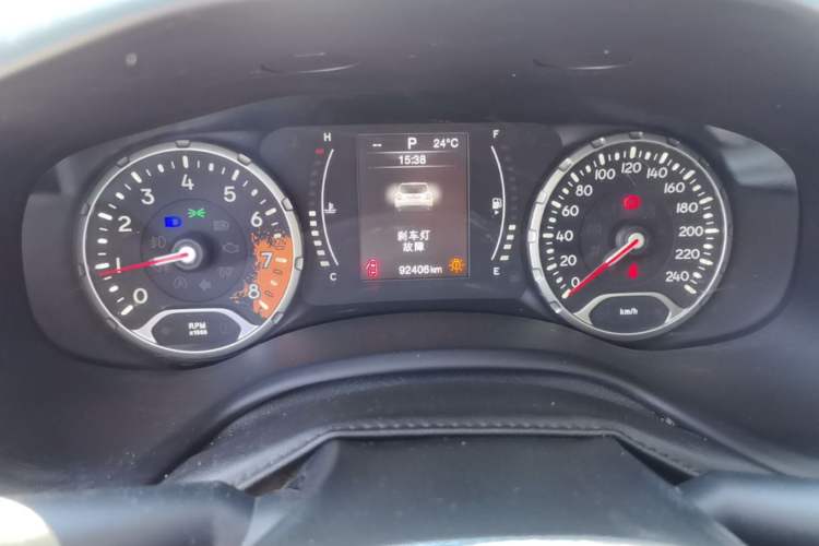 Used Jeep Renegade 2016 1.4T Automatic Jingneng Edition Instrument Cluster