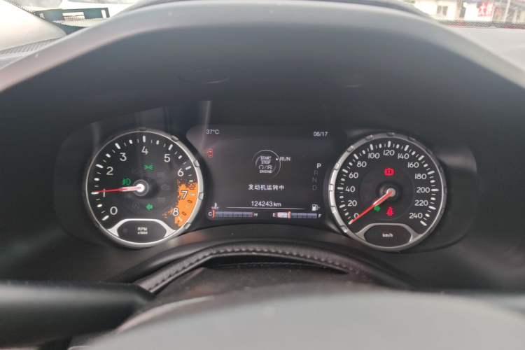 Used Jeep Renegade 2016 1.4T Automatic Smart Edition Instrument Cluster
