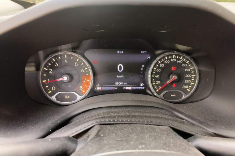 Used Jeep Renegade 2016 1.4T Automatic Jingneng Version+ Instrument Cluster
