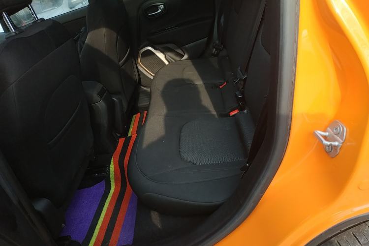 Used Jeep Renegade 2016 1.4T Automatic Jingneng Edition Interior 4