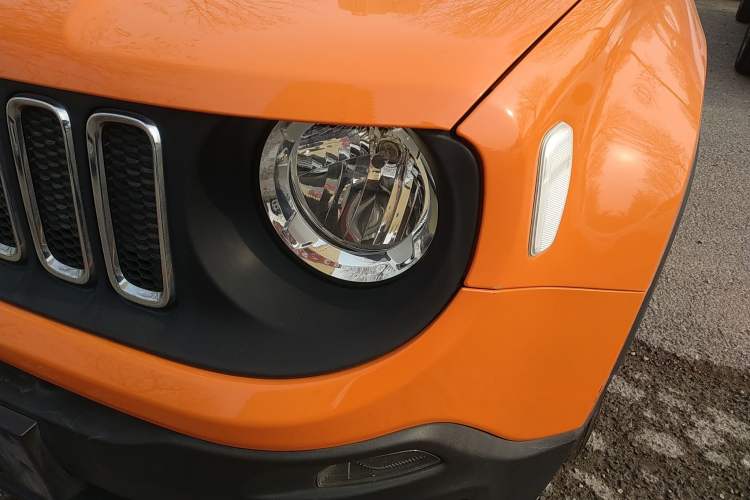 Used Jeep Renegade 2016 1.4T Automatic Jingneng Edition Left Front Headlight