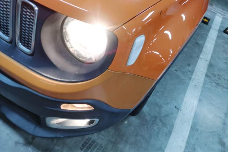 Used Jeep Renegade 2016 1.4T Automatic Jingneng Edition Left Front Headlight