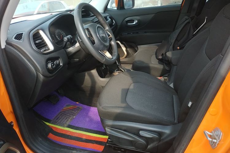 Used Jeep Renegade 2016 1.4T Automatic Jingneng Edition Left Front Seat