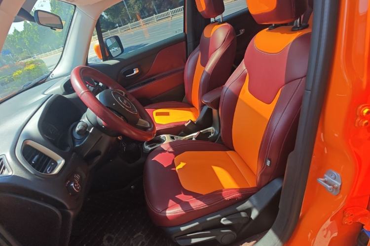 Used Jeep Renegade 2016 1.4T Automatic Jingneng Edition Left Front Seat