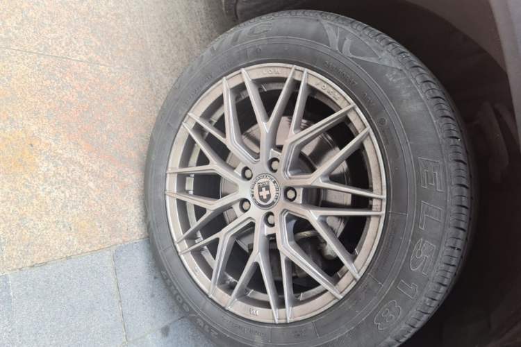 Used Jeep Renegade 2016 1.4T Automatic High-Energy Version Left Front Wheel Hub