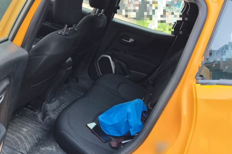 Used Jeep Renegade 2016 1.4T Automatic Jingneng Edition Left Rear Seat