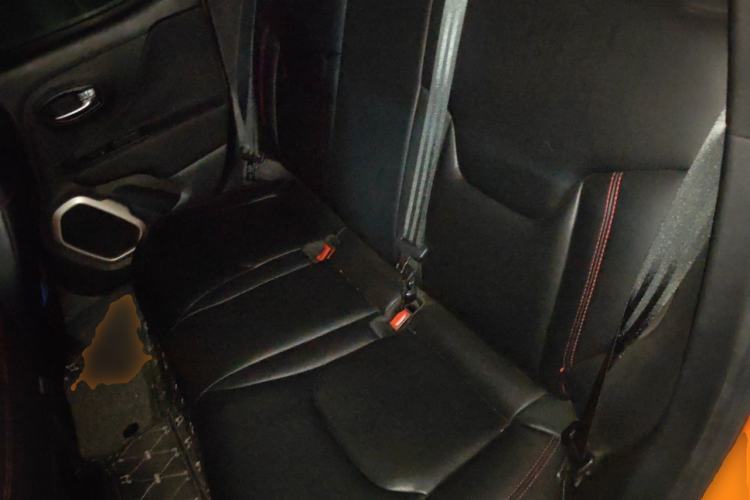 Used Jeep Renegade 2016 1.4T Automatic High-Energy Version Left Rear Seat