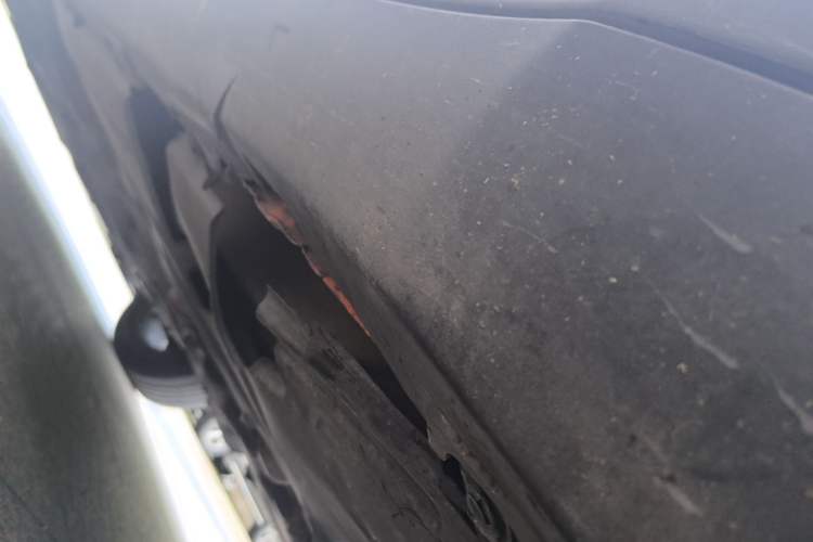 Used Jeep Renegade 2016 1.4T Automatic High-Energy Version Left Side Sill