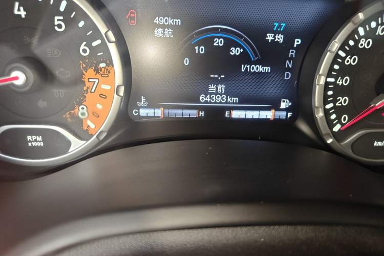 Used Jeep Renegade 2016 1.4T Automatic Smart Edition Odometer Close Up