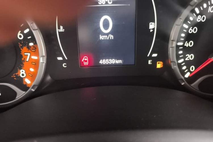 Used Jeep Renegade 2016 1.4T Automatic Jingneng Edition Odometer Close Up