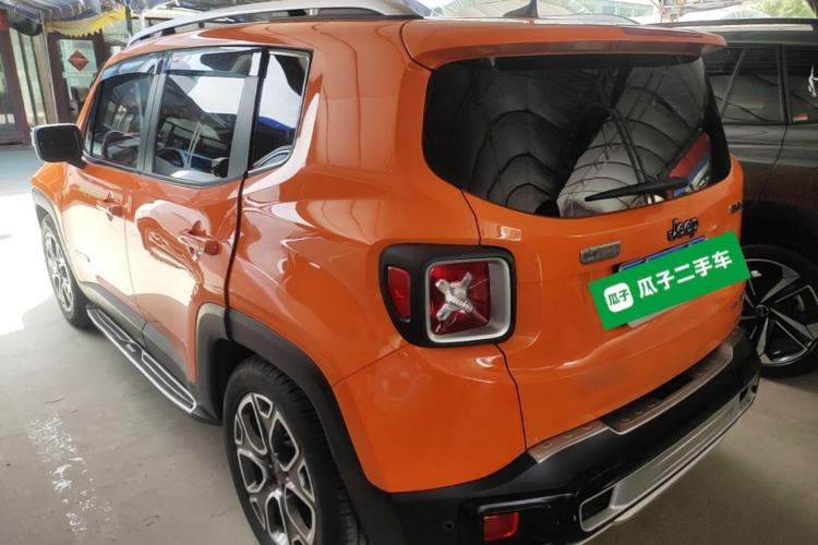 Used Jeep Renegade 2016 1.4T Automatic Smart Edition Rear Left 45 Deg