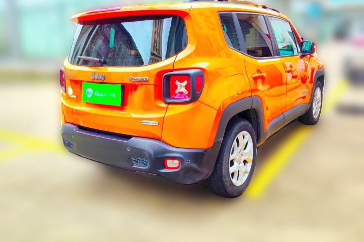 Used Jeep Renegade 2016 1.4T Automatic High-Energy Version Rear Right 45 Deg