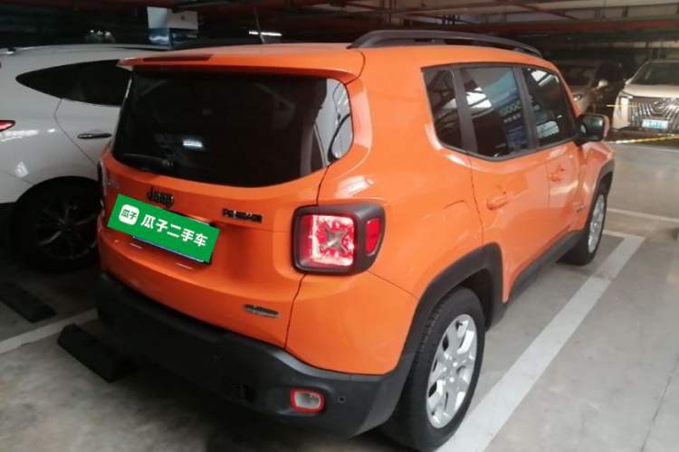 Used Jeep Renegade 2016 1.4T Automatic Jingneng Edition Rear Right 45 Deg