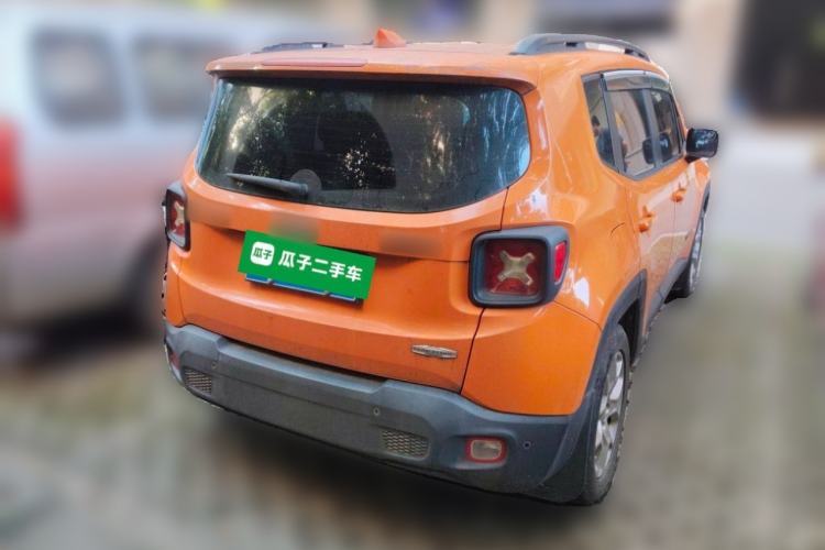 Used Jeep Renegade 2016 1.4T Automatic High-Energy Version Rear Right 45 Deg