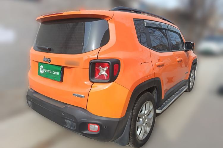 Used Jeep Renegade 2016 1.4T Automatic High-Energy Version Rear Right 45 Deg