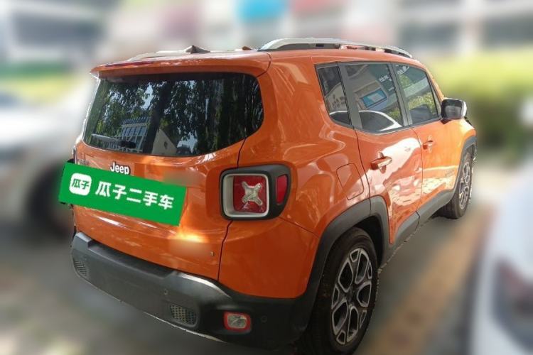 Used Jeep Renegade 2016 1.4T Automatic Smart Edition Rear Right 45 Deg