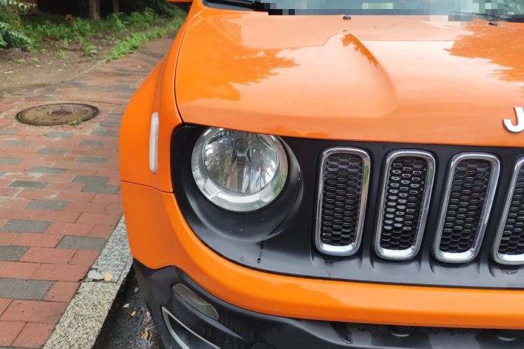 Used Jeep Renegade 2016 1.4T Automatic Jingneng Version+ Right Front Headlight