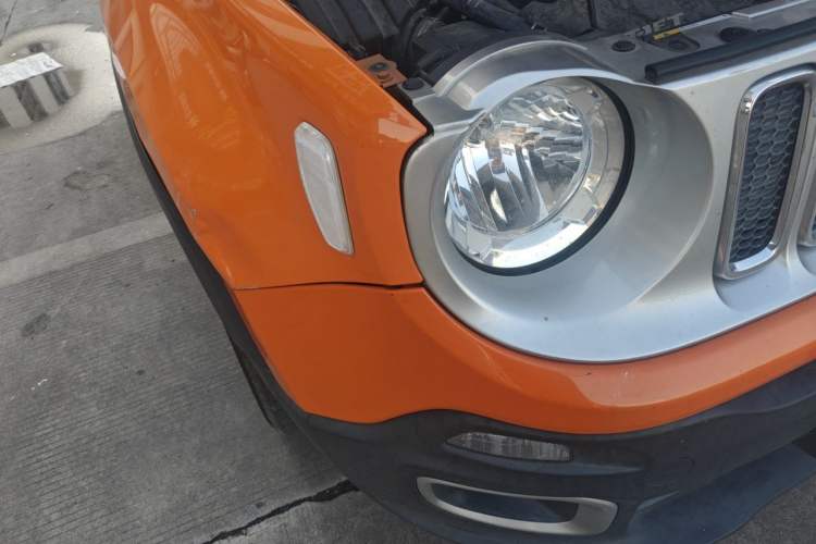 Used Jeep Renegade 2016 1.4T Automatic Smart Edition Right Front Headlight