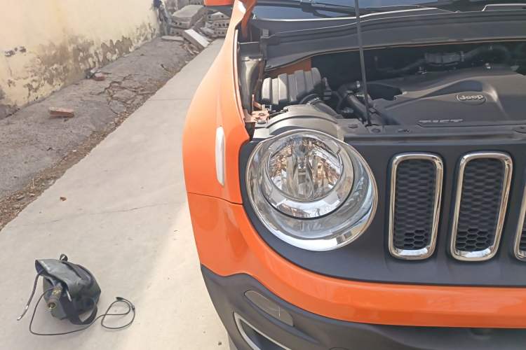 Used Jeep Renegade 2016 1.4T Automatic High-Energy Version Right Front Headlight