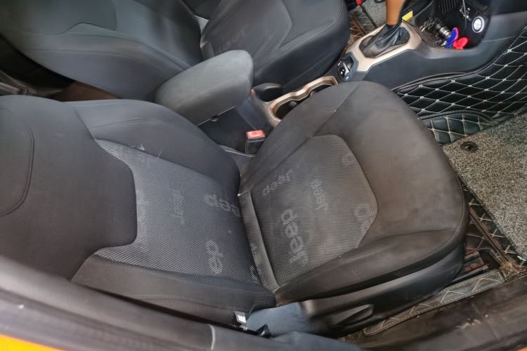 Used Jeep Renegade 2016 1.4T Automatic Jingneng Edition Right Front Seat