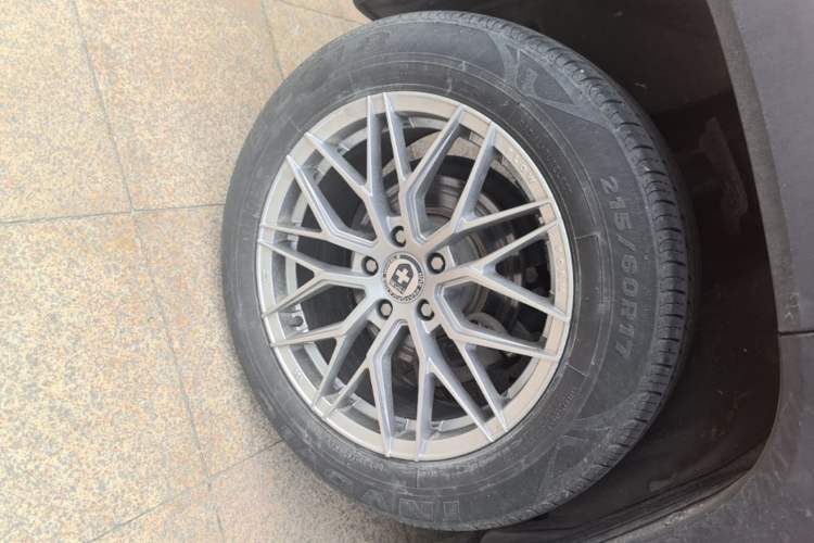 Used Jeep Renegade 2016 1.4T Automatic High-Energy Version Right Rear Wheel Hub