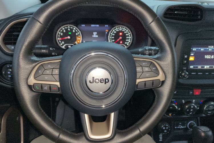 Used Jeep Renegade 2016 2.0L Automatic Four-Wheel Drive 75th Anniversary Tribute Edition Steering Wheel