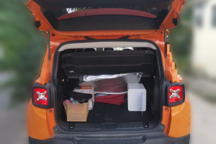 Used Jeep Renegade 2016 1.4T Automatic High-Energy Version Trunk