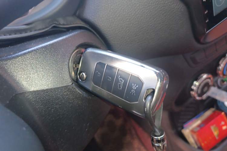 Used Jeep Renegade 2016 1.4T Automatic High-Energy Version Vehicle Key