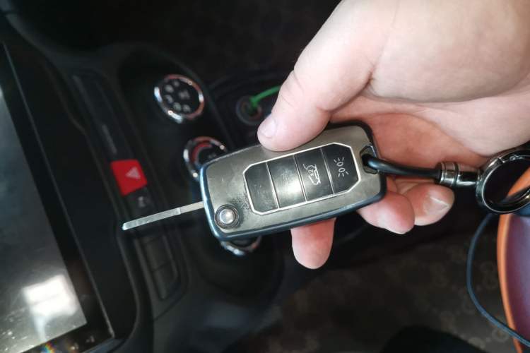 Used Jeep Renegade 2016 1.4T Automatic High-Energy Version Vehicle Key