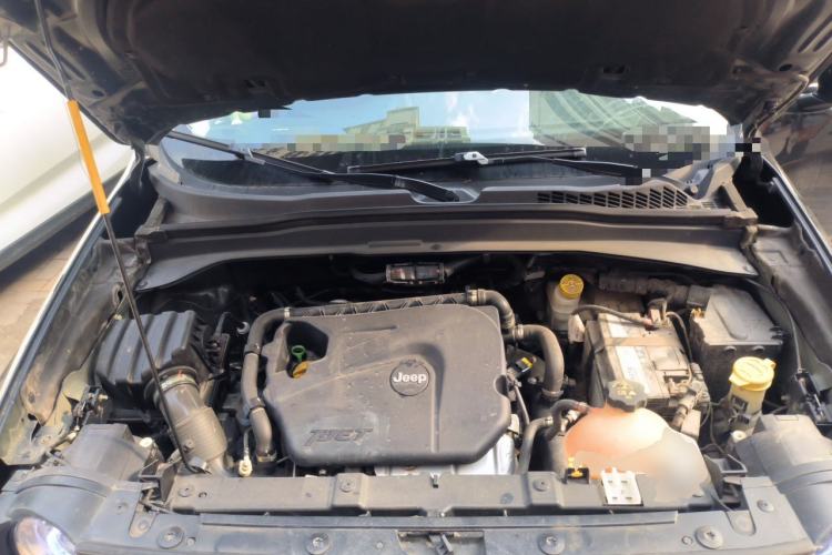 Used Jeep Renegade 2017 180T Automatic High-Energy Version Engine Bay