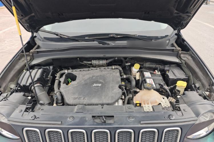 Used Jeep Renegade 2017 180T Automatic High-Energy Version Engine Bay