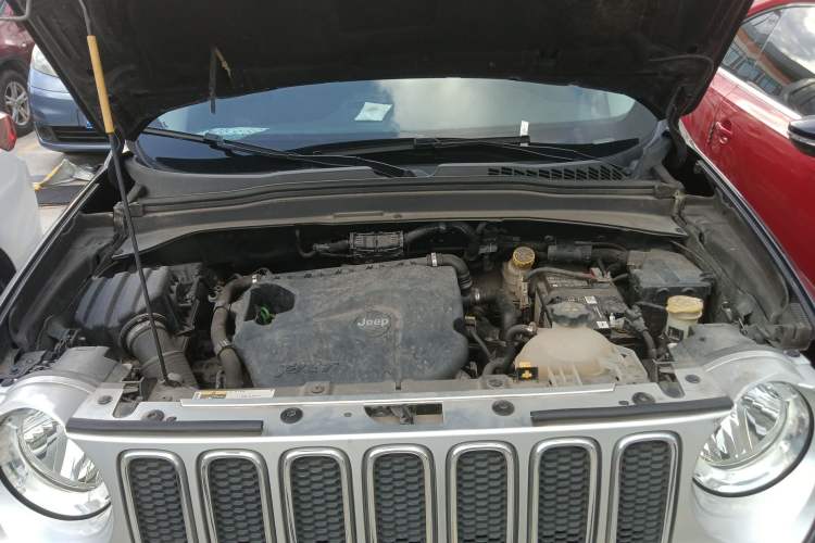 Used Jeep Renegade 2017 180T Automatic Smart Version Engine Bay